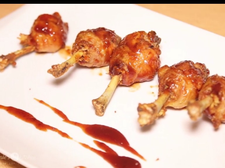 Turmeric chicken lollipoos